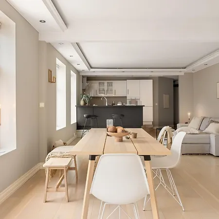Apartment Dinbnb I 1898 Building With 95 Sqm Of Luxury I 2x Workspace Bergen