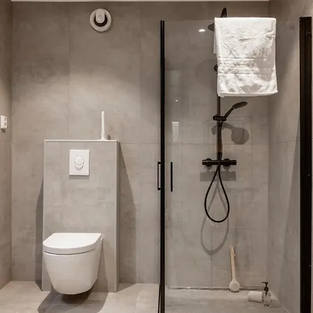 Apartment Dinbnb I 1898 Building With 95 Sqm Of Luxury I 2x Workspace *