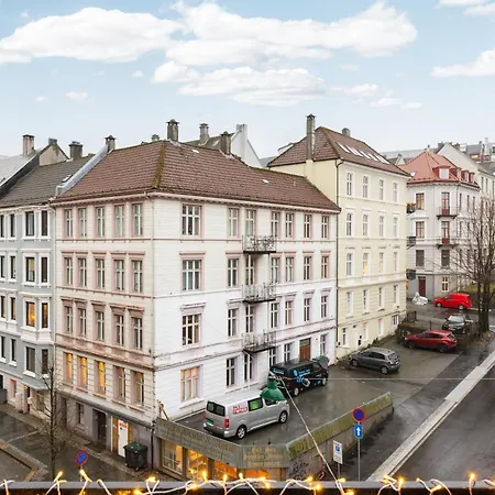 Apartmán Dinbnb I 1898 Building With 95 Sqm Of Luxury I 2x Workspace *